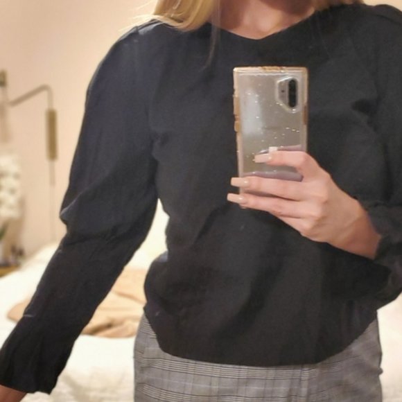 Who What Wear Black Poplin Puff Sleeve Gathered Cuff Top - Picture 4 of 5